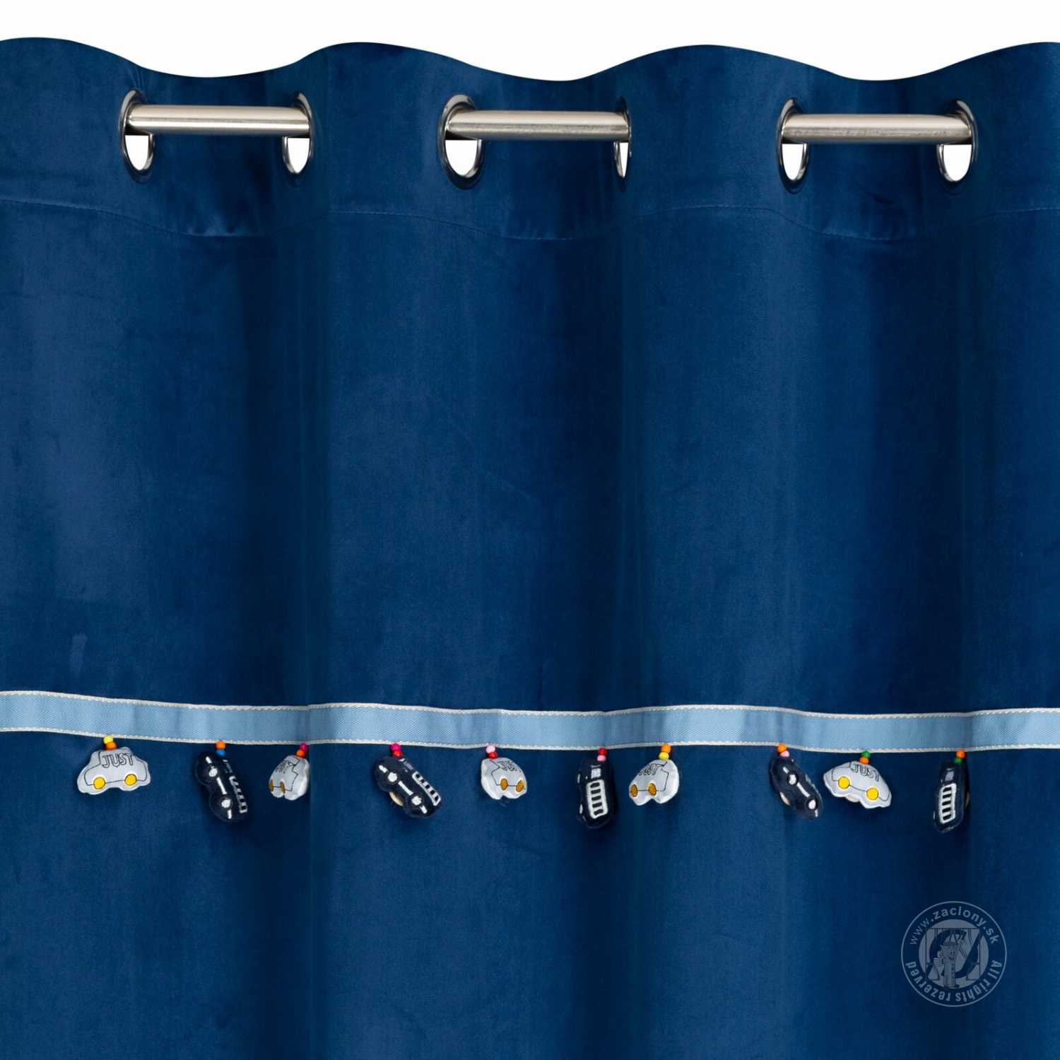 Záves CAR na krúžkoch 140x250cm granátový s autíčkami
