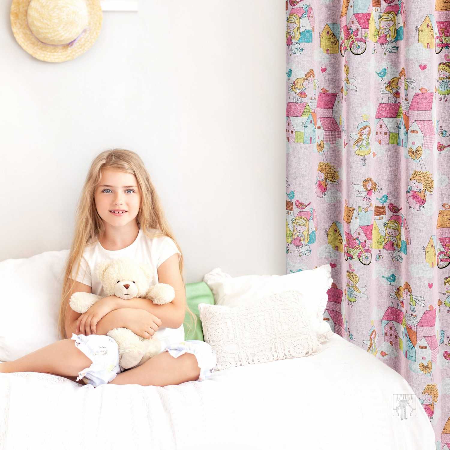 Záves POLLY na krúžkoch 140x250 cm ružový/farebný