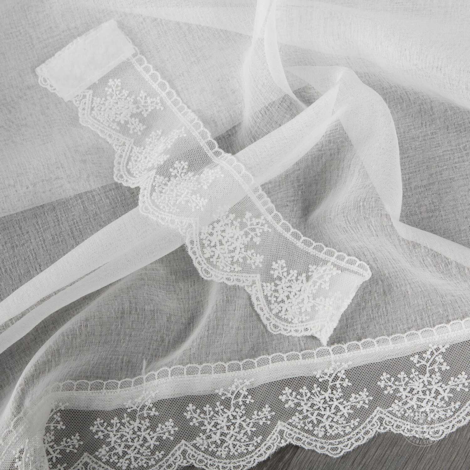 Záclona SUZAN na páske 140x270 cm biela, set