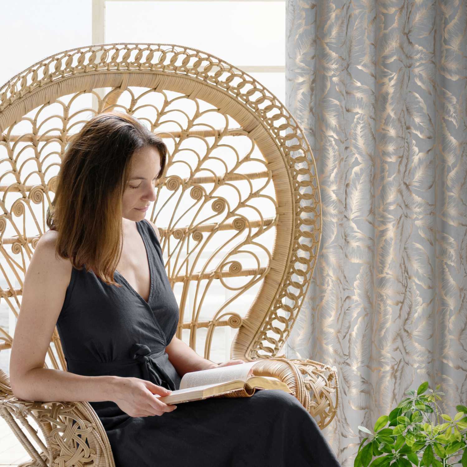 Záves MILENA na krúžkoch 140x250 cm strieborný/šampanský