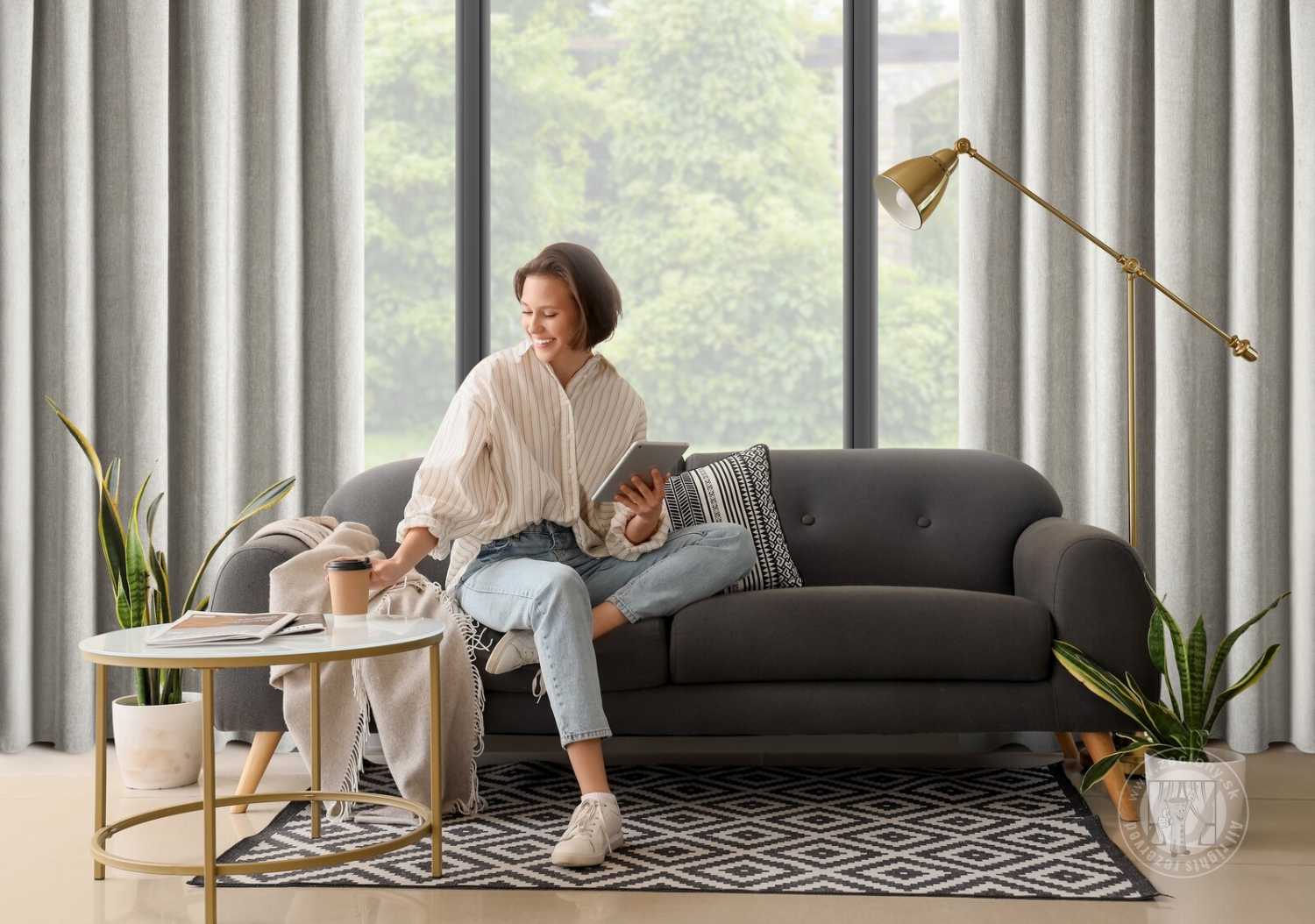 Záves MEGI na páske 140x270cm sivý