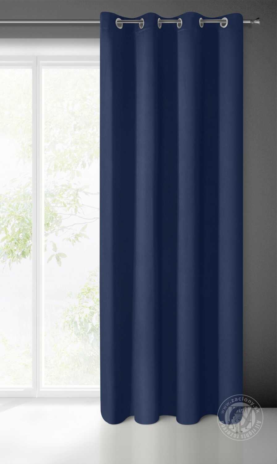 Záves BLACKOUT na krúžkoch 135x250cm granátový