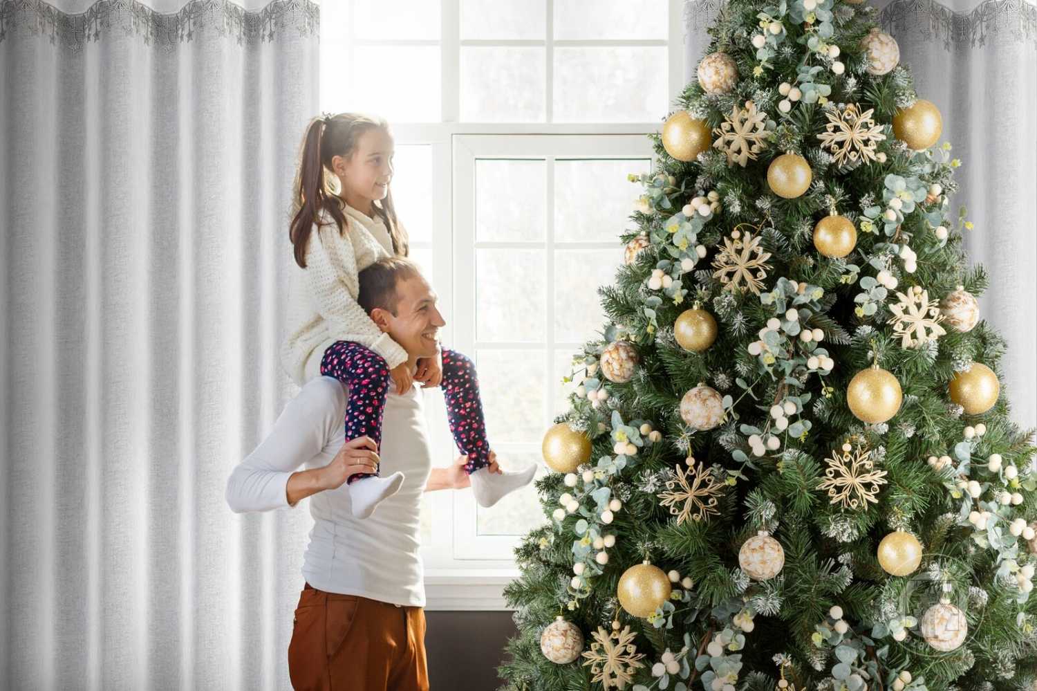 Vianočná záclona XMAS na krúžkoch 140x250cm biela/strieborná