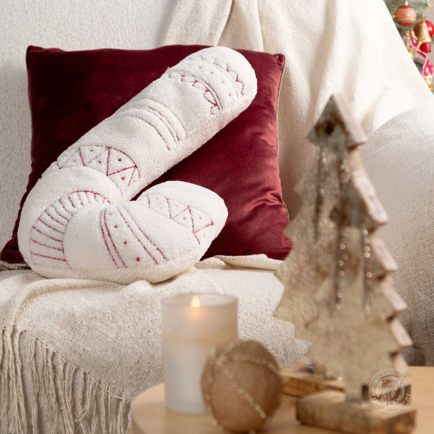 Vianočný vankúš 27x46cm biely/červený