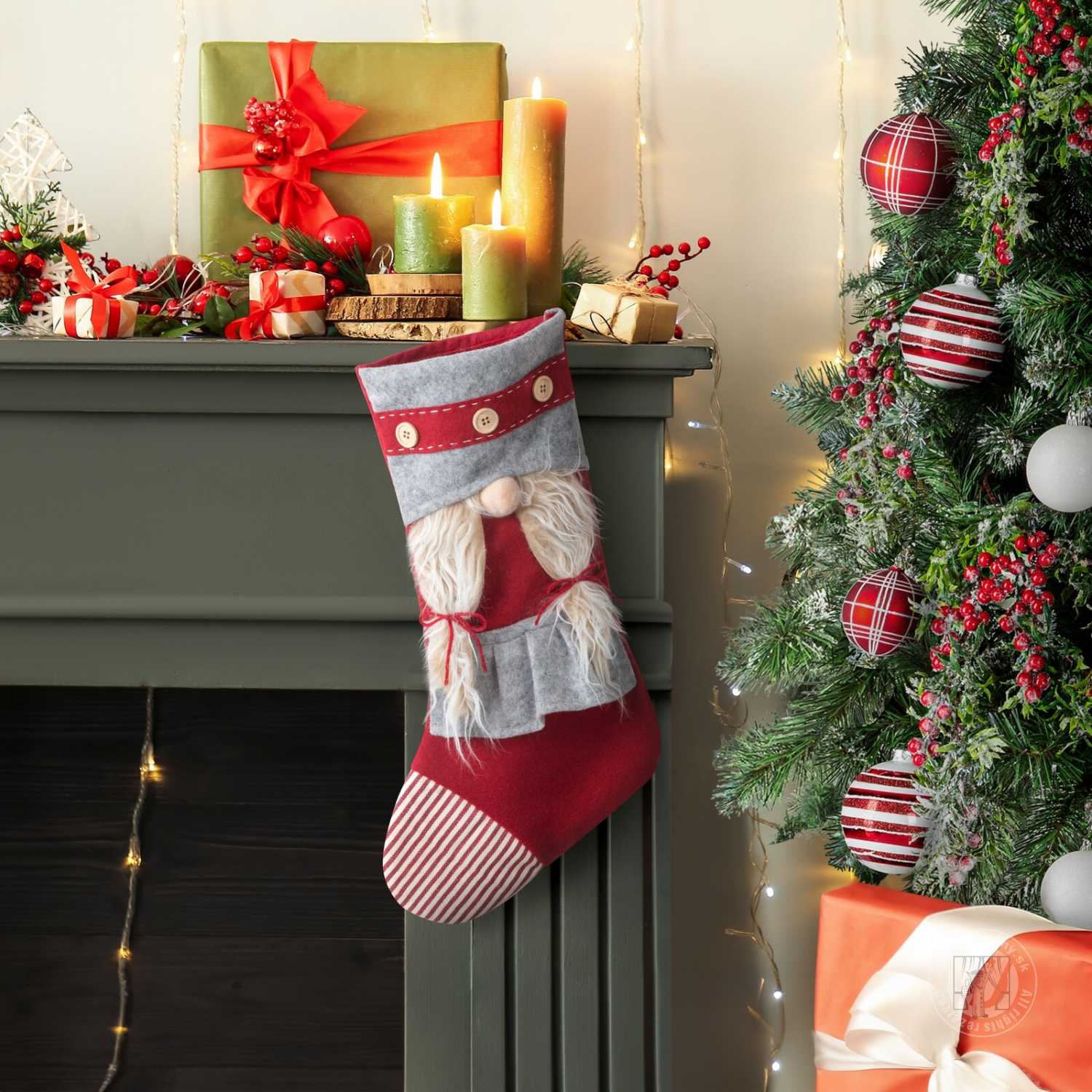 Vianočná ponožka ŠKRIATOK 25x50cm červená/sivá