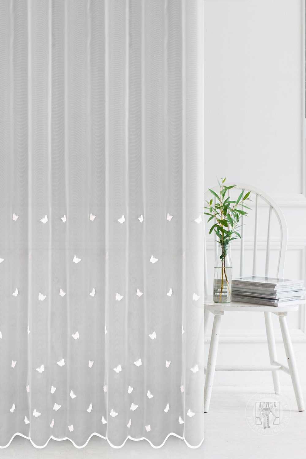  Záclona metráž 18706 biela/ružová s motýlikmi 300cm