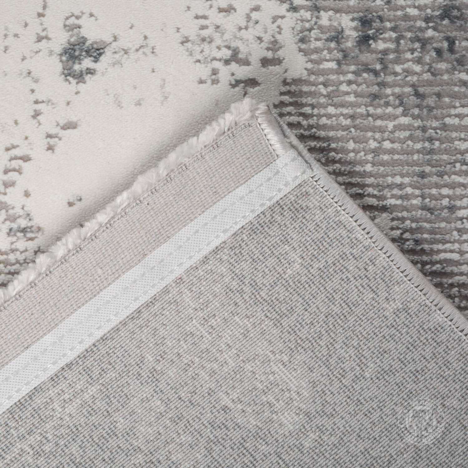 Kusový koberec ANEMON strieborný