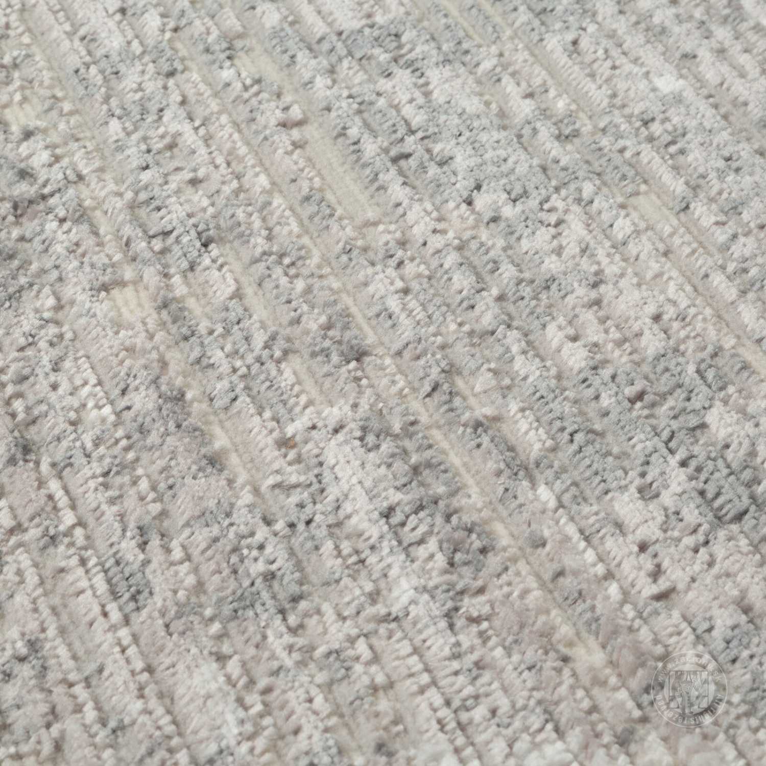 Kusový koberec OMEGA2 strieborný