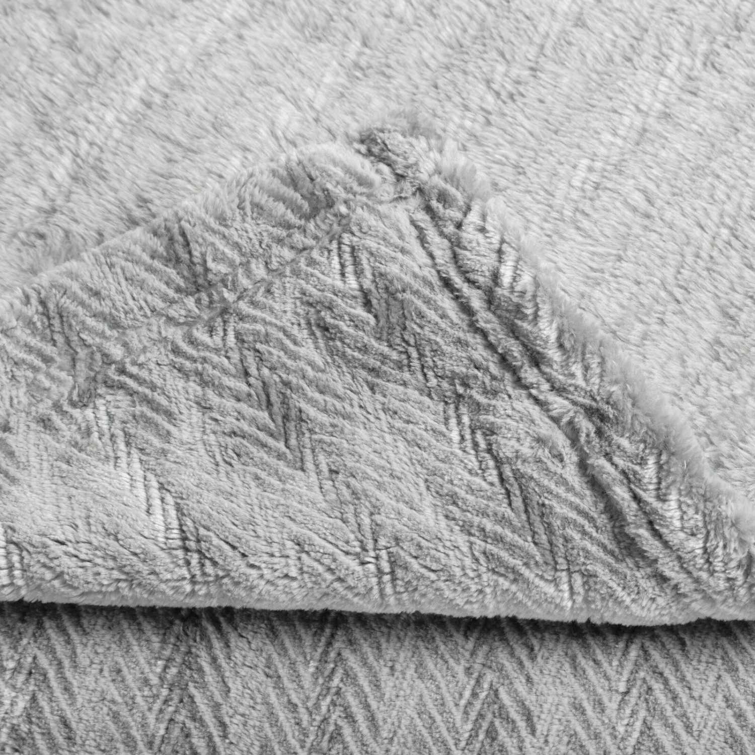 Deka SOFIA 200x220cm strieborná