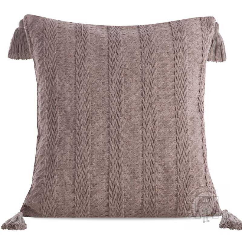 Obliečka na vankúš BOHO so strapcami 45x45cm hnedá