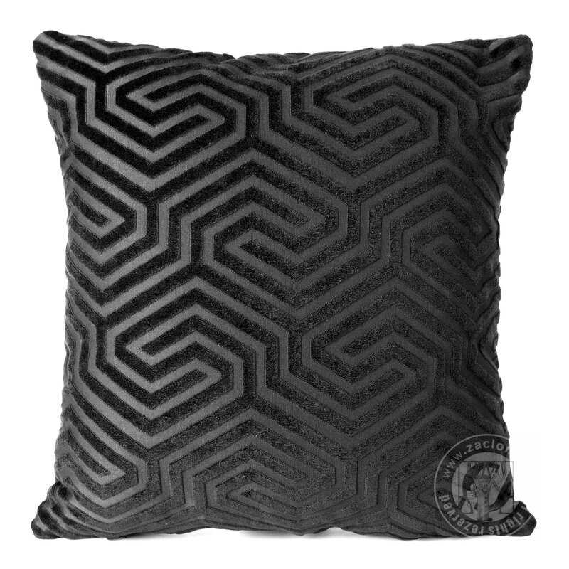 Obliečka na vankúš PIERRE CARDIN INGA 40x40cm čierna