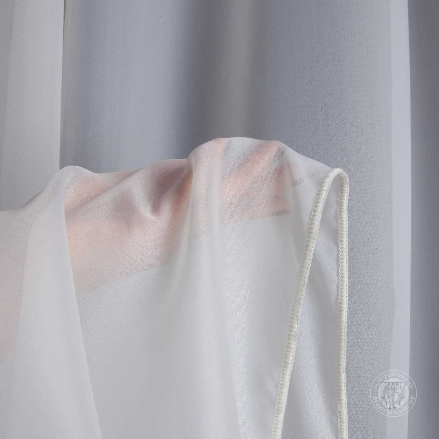 Záclona metráž 370 biela