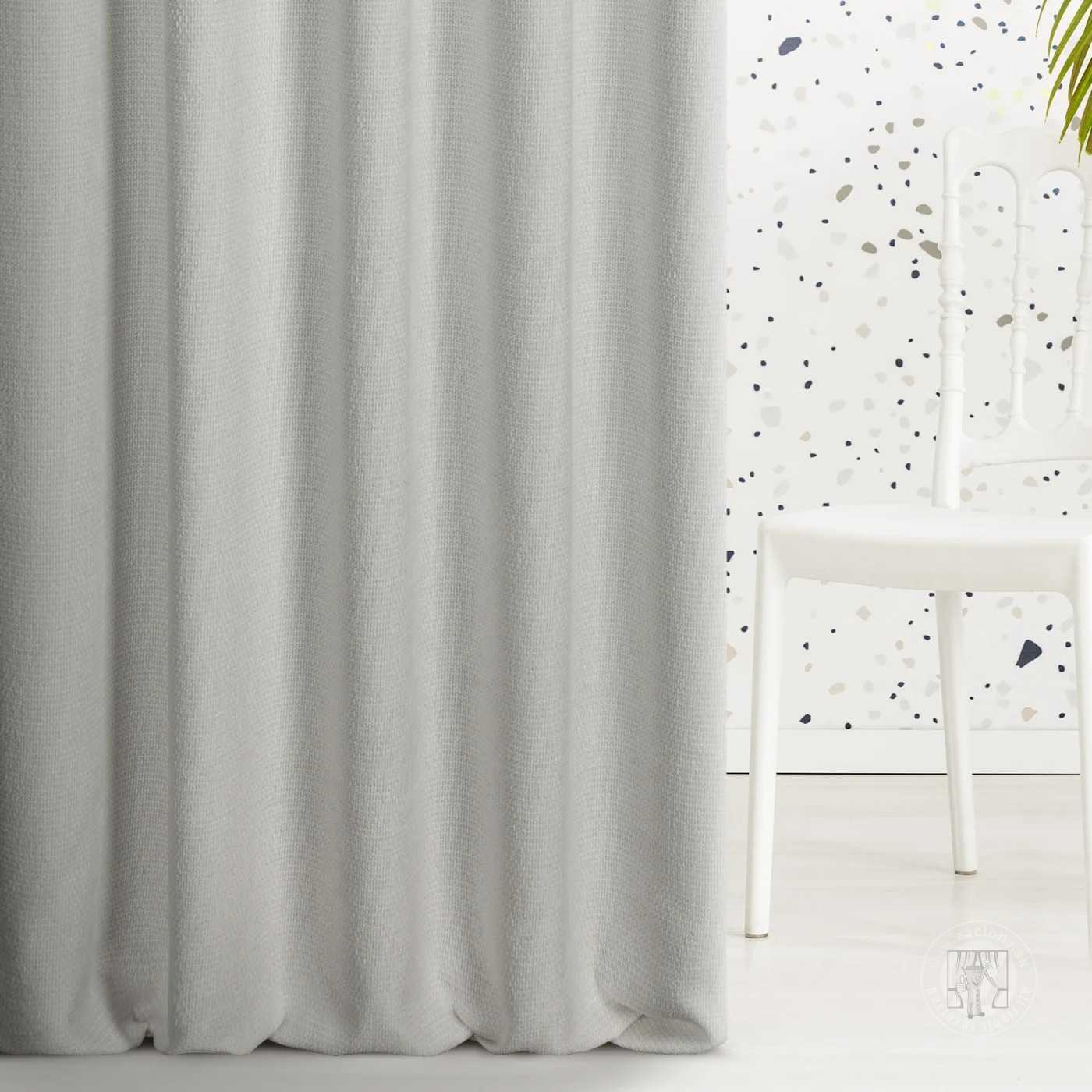 Šenilový záves ALETA 280 cm strieborný