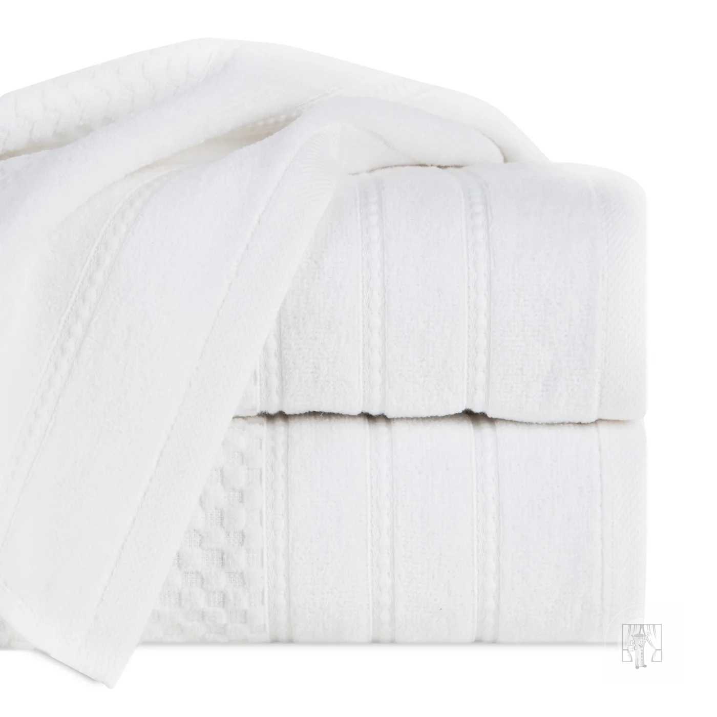 Uterák ADORE 50x90 cm biely 01