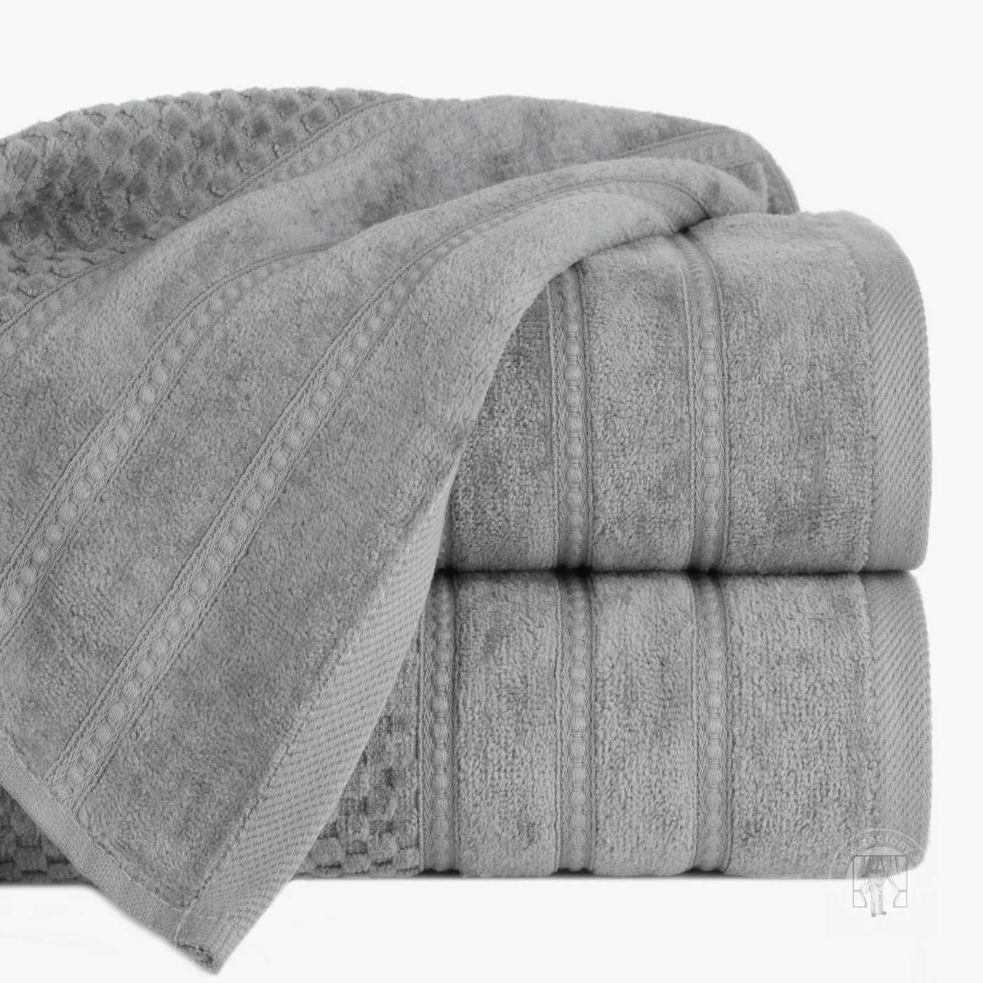 Uterák ADORE 50x90 cm strieborný 04