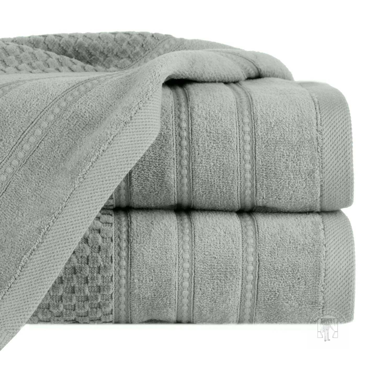 Osuška ADORE 70x140 cm mätová 05