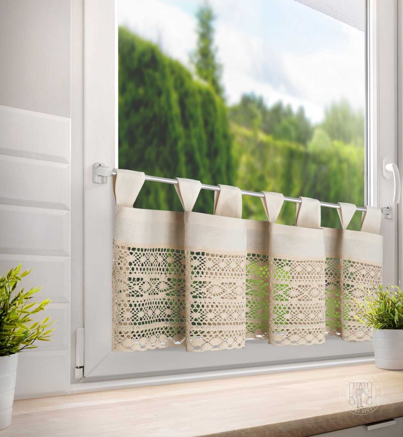 Vitrážová záclona MADDELINE s krajkou béžová 150x35cm