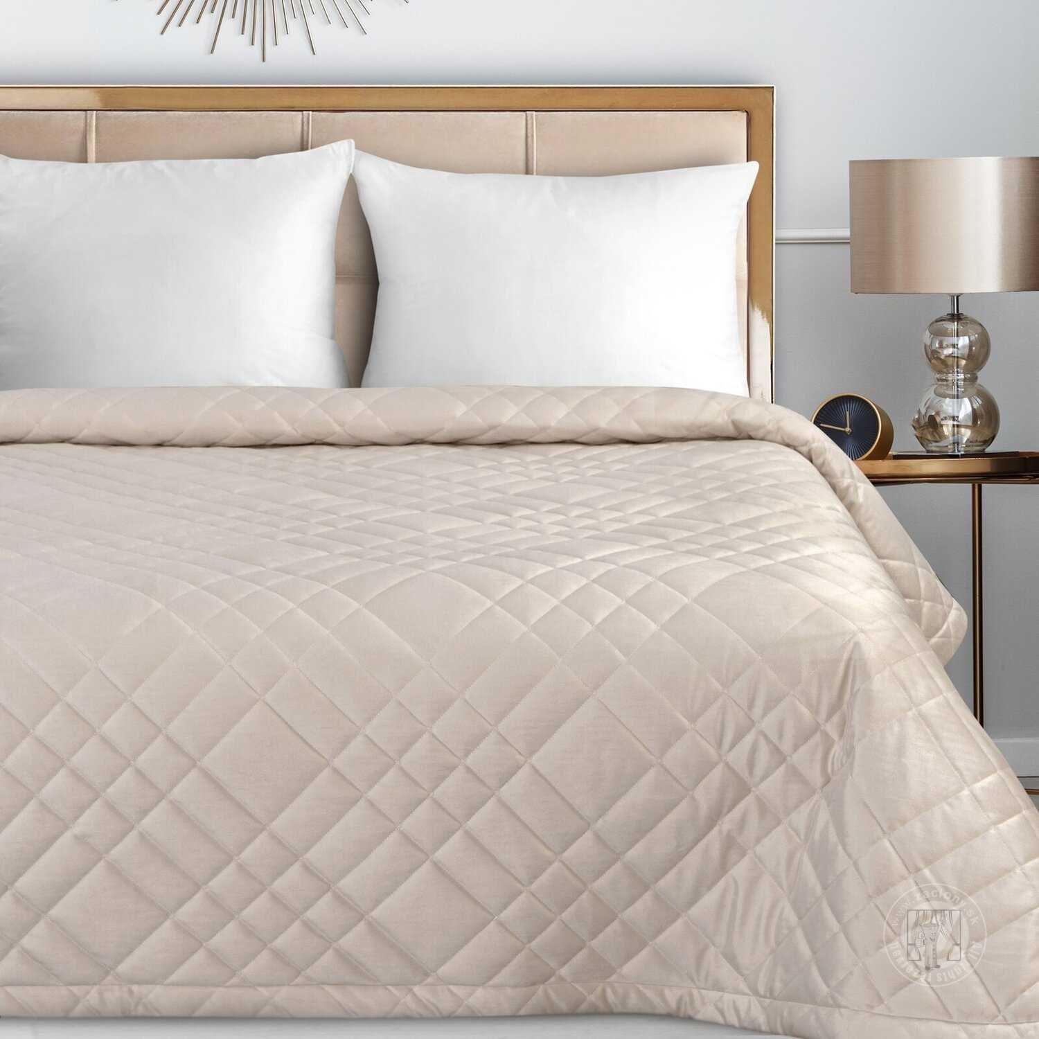 Zamatový prehoz na posteľ RIA6 170x210 cm krémový