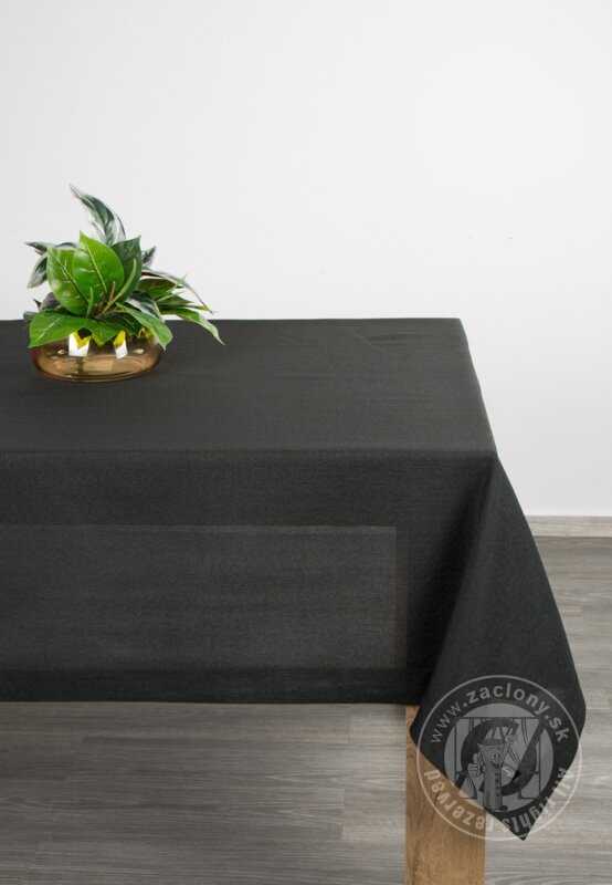 Hotový obrus STELLA1 145x350cm čierny so striebornou niťou
