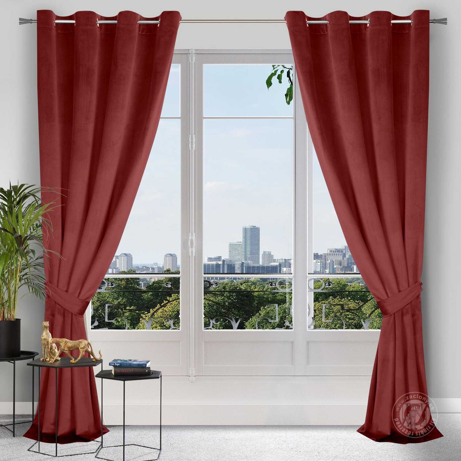 Záves CARMEN na krúžkoch s úchytkou 140x270 cm bordový