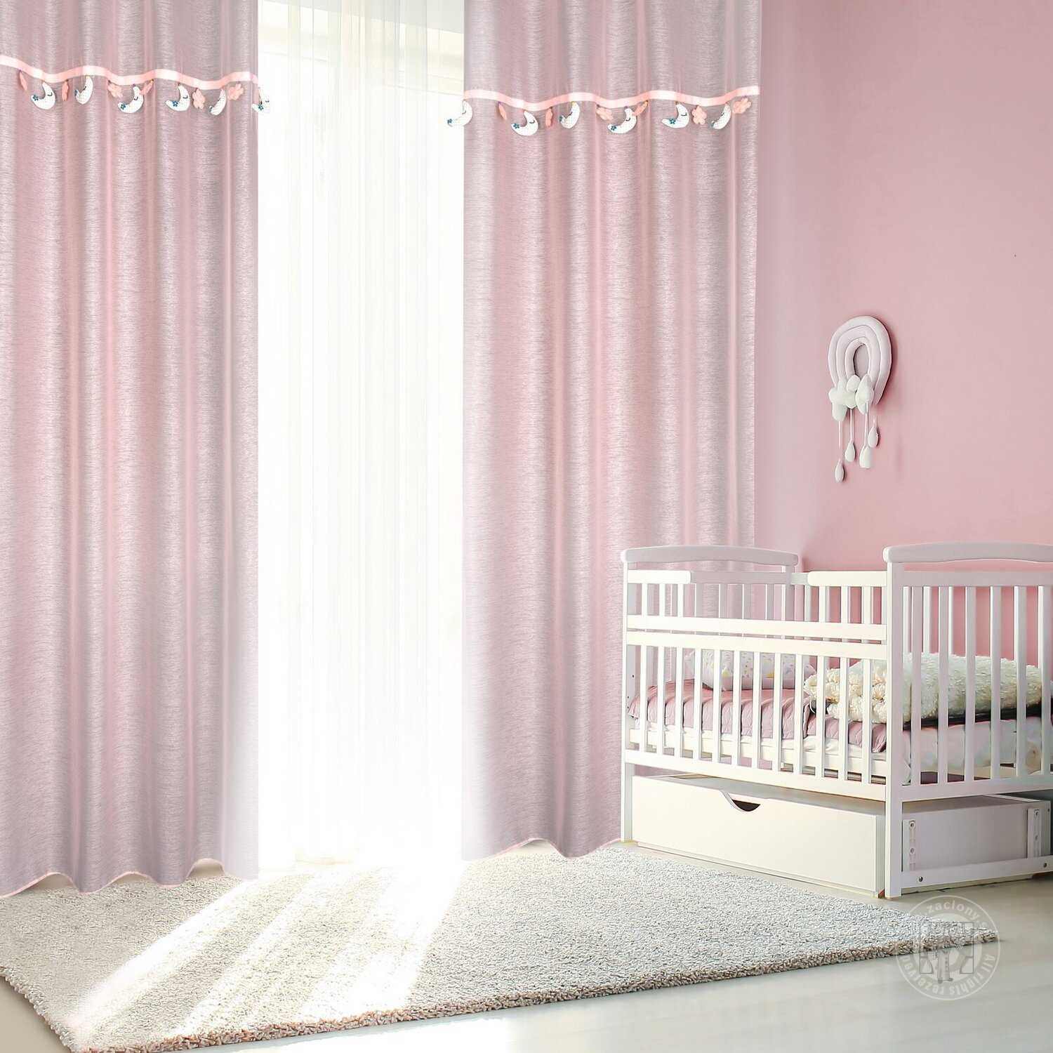 Záclona MOON na krúžkoch 140x250cm ružová s mesiačikmi