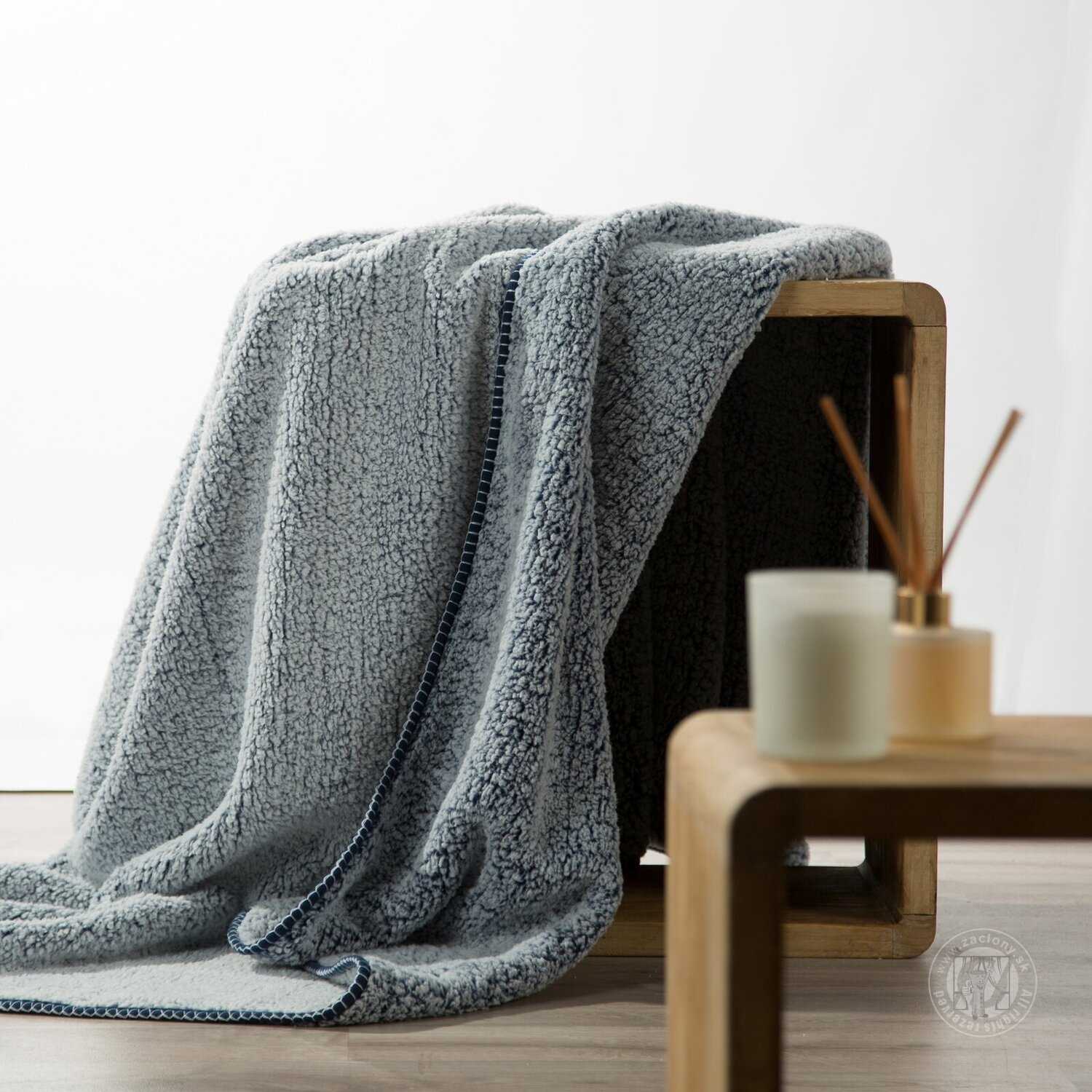 Deka obojstranná KOALA 150x200cm granátová