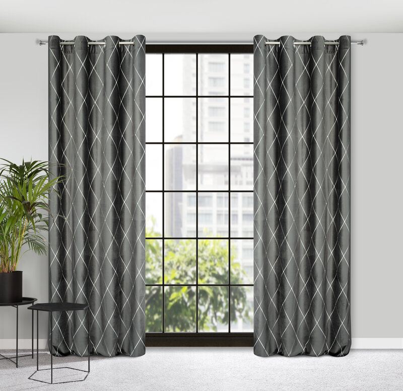 Záves PIERRE CARDIN MARGO na krúžkoch sivý/strieborný 140x250cm 140x250