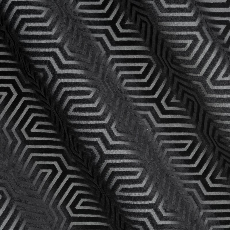 Záves PIERRE CARDIN INGA na krúžkoch čierny 140x250cm 140x250