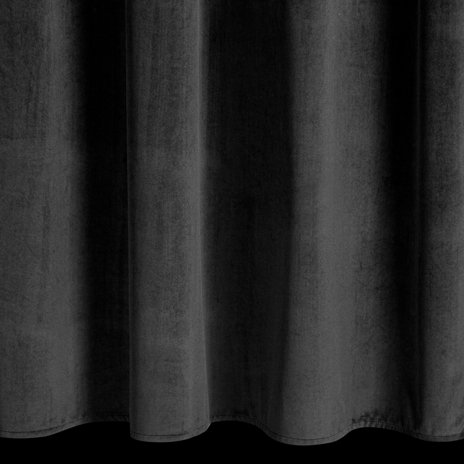 Záves ERIN na krúžkoch 140x250 cm čierny 140x250
