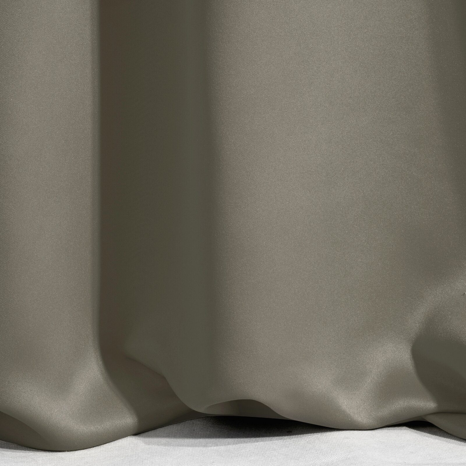 Záves BLACKOUT na krúžkoch 135x250cm cappuccino 135x250